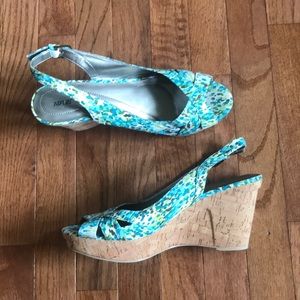 Size 10 Apt 9 teal and green wedges